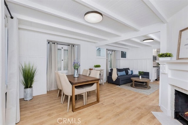 Building Photo - 624 Emerald St