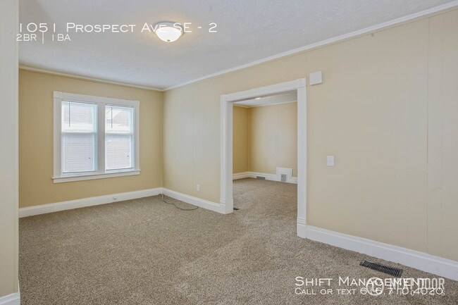 Building Photo - 1051 Prospect Ave SE