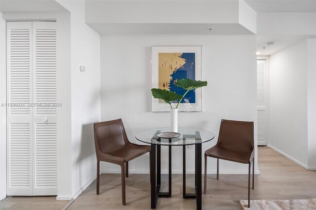 Foto del edificio - 1900 Sunset Harbour Dr