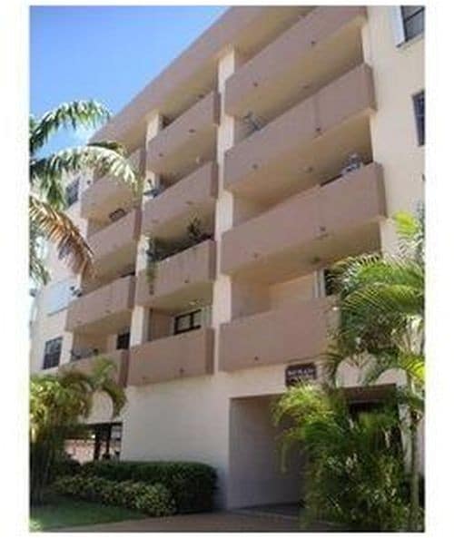 Building Photo - 7125 Bay Dr