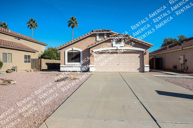 Building Photo - 1575 S Western Skies Dr