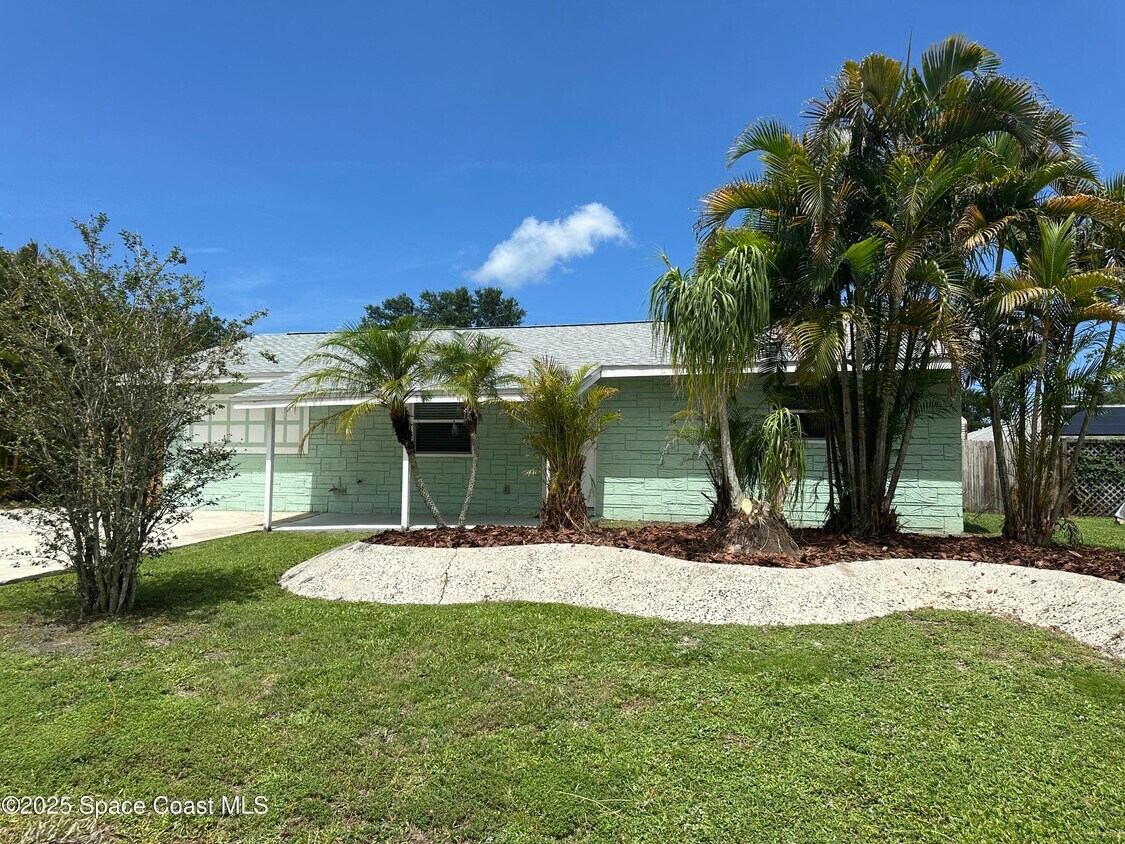 Foto principal - 660 Belvedere Rd NW
