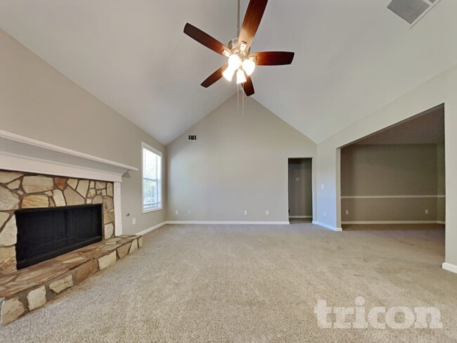 Building Photo - 523 Ashton Manor Dr