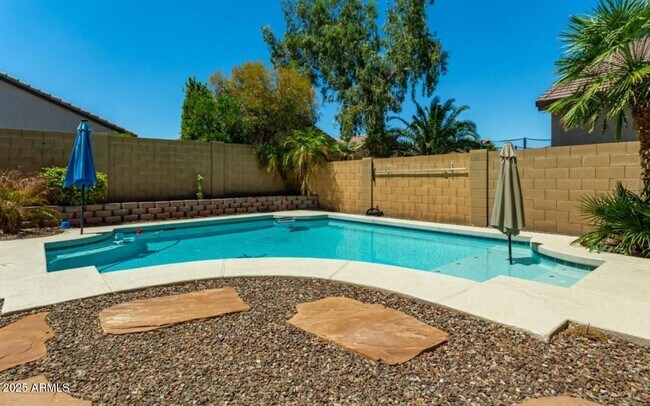 Foto del edificio - 33002 N Pebble Creek Dr