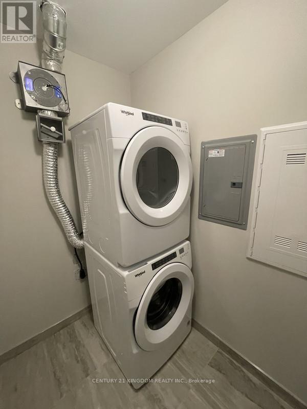 Photo du bâtiment - 830-830 Megson Terrace