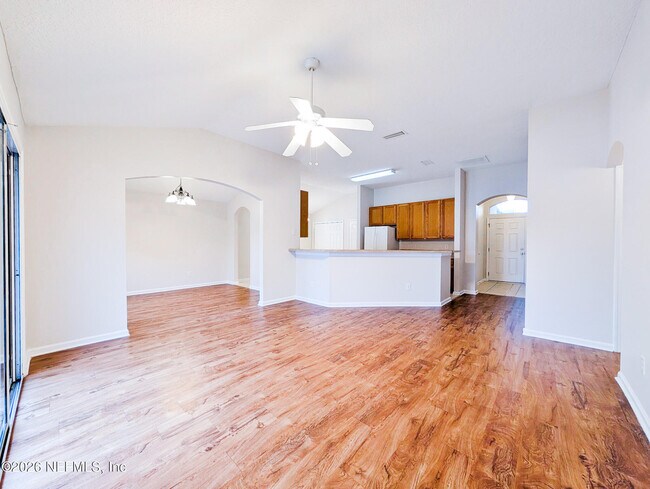 Building Photo - 893 Oak Arbor Cir
