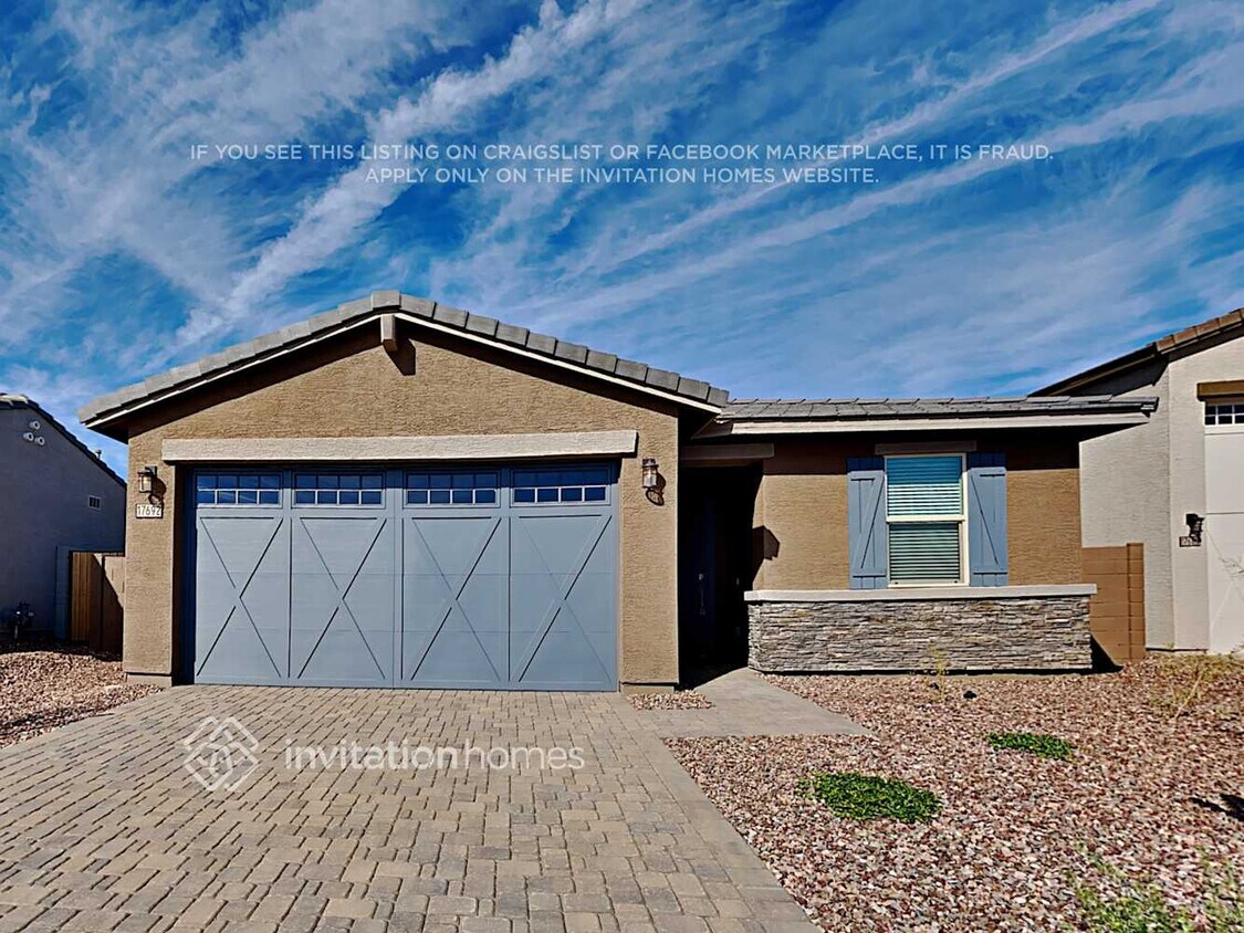 Foto principal - 17692 W Fetlock Trail