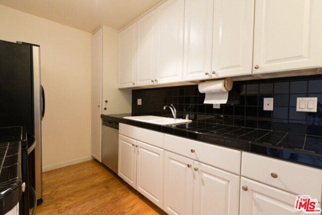 Foto del edificio - 1440 23rd St