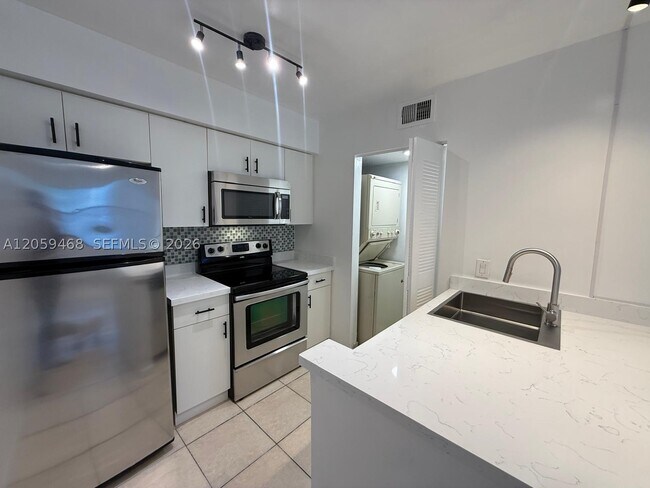 Foto del edificio - 540 S Park Rd