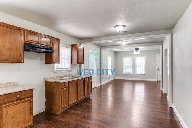 Foto del edificio - 2926 Carpenter Ave