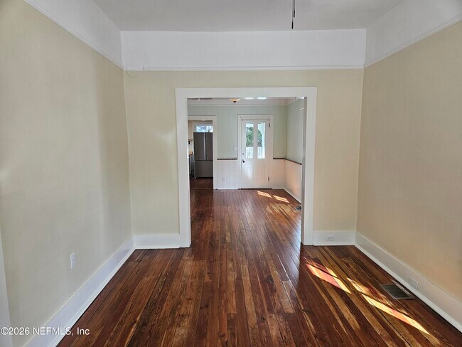 Foto del edificio - 816 Oak St