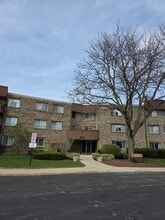 Building Photo - 2650 Brookwood Way Dr