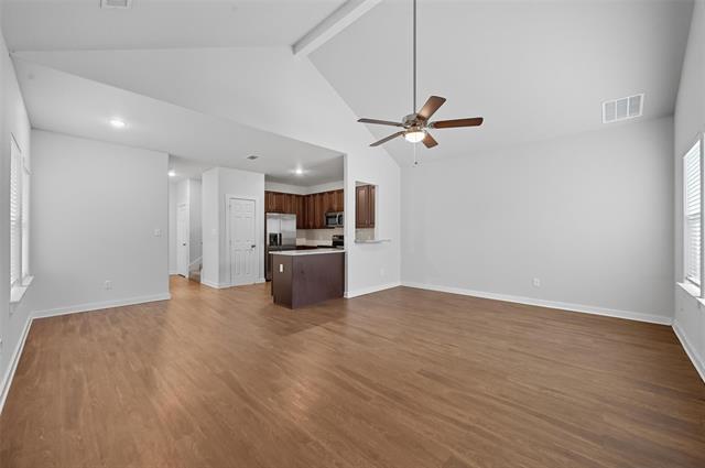 Building Photo - 411 E Elm St
