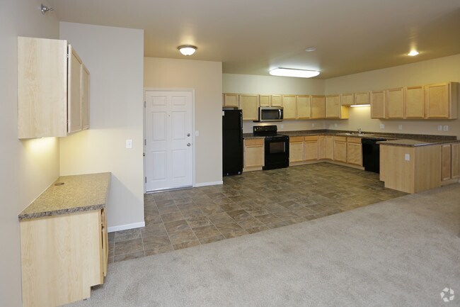 3HAB, 2BA - 1,365 ft² - Shadow Ridge Apartments