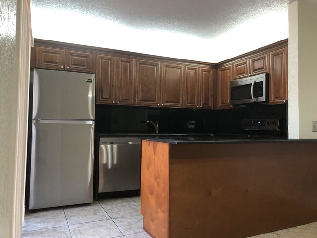 Building Photo - 244  Lake Arbor Drive  Palm Springs FL 33461
