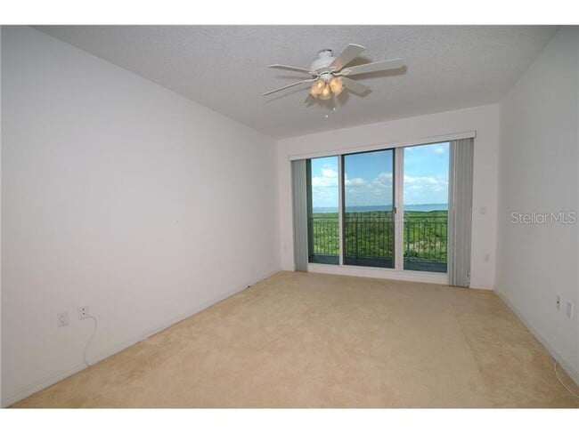 Building Photo - 10851 Mangrove Cay Ln NE