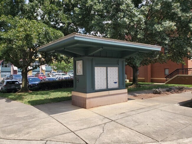 Foto del edificio - South End condo 1 Bedroom/1 Bath close to everything!