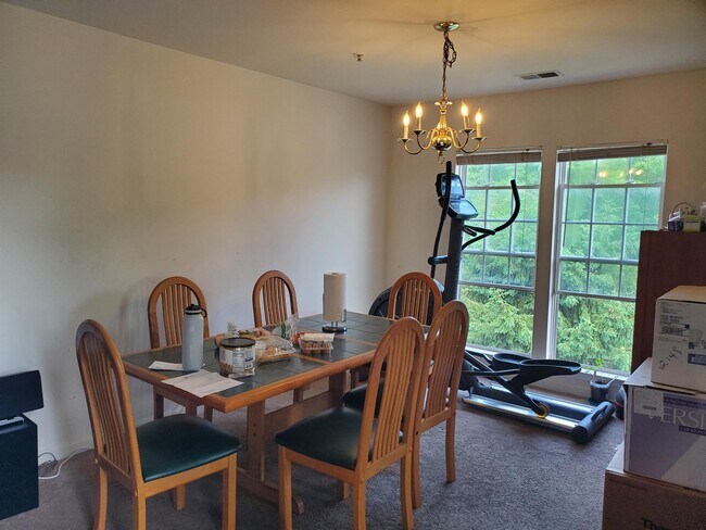 Building Photo - 9810 Leatherfern Terrace