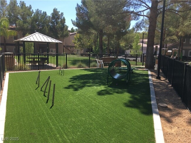 Building Photo - 5250 S Rainbow Blvd