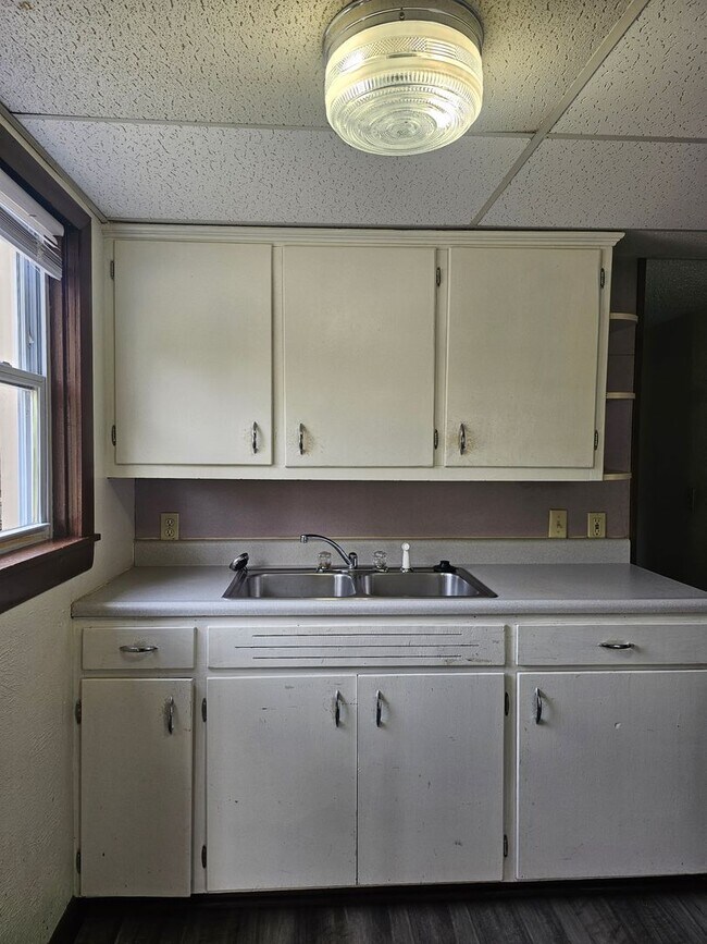 Foto del edificio - 108 Ordway Ave