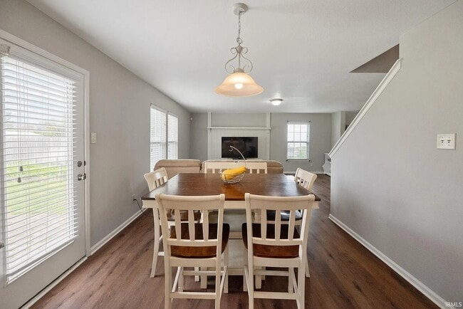 Building Photo - 4898 Little Pine Dr