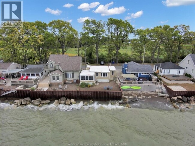 Building Photo - 1006 Point Pelee Dr