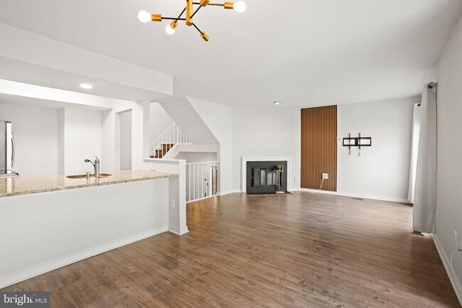 Foto del edificio - 18616 Pier Point Pl