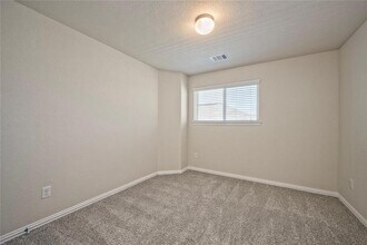 Building Photo - 5106 Eagle Falls Ln