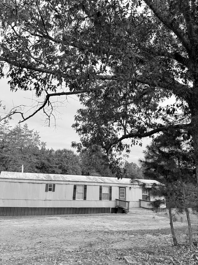 Building Photo - 658 Rices Creek Rd