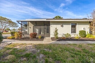 Building Photo - 5113 SW 15th Pl