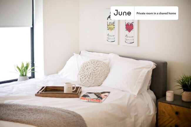 Foto del edificio - Private bedroom in 4 bed/2 bath Home