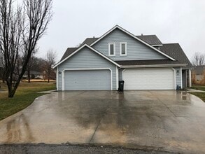 Building Photo - 505 Lancaster Ct