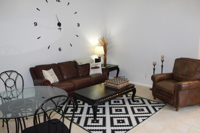 Foto del edificio - 1509 Hawthorne Pl
