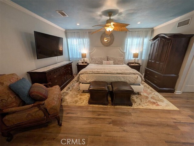 Foto del edificio - 8438 Byers St