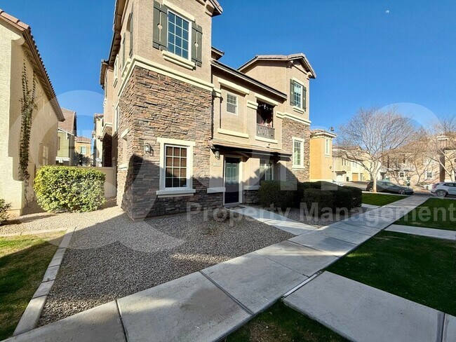 Building Photo - 1348 S Sabino Dr