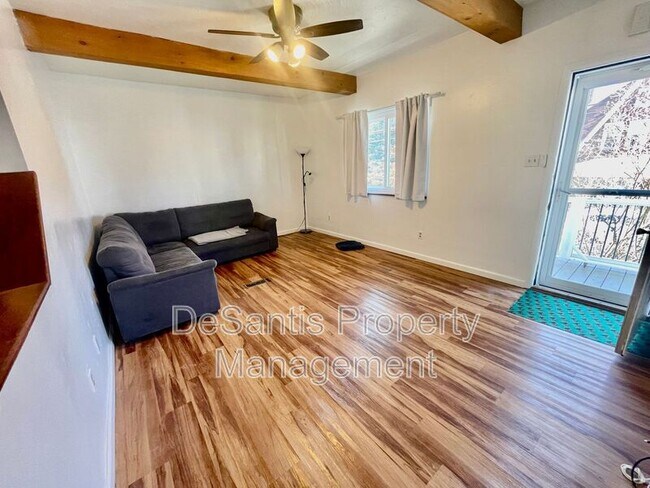 Foto del edificio - 223 Edith St