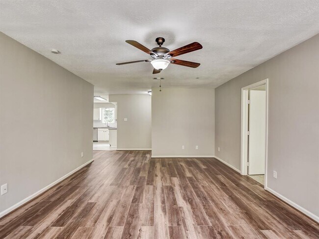 Building Photo - 12125 Tower Ln