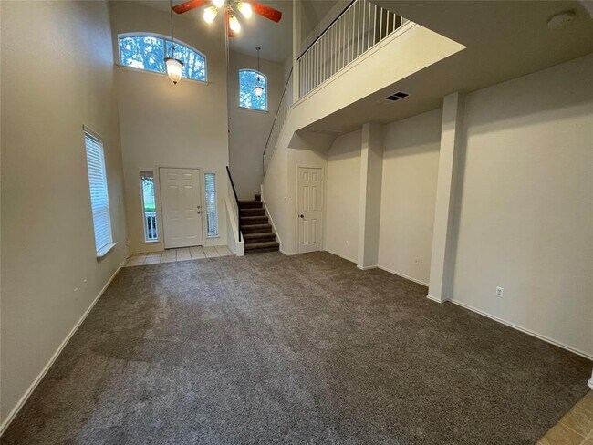 Building Photo - 1606 Yoakum St