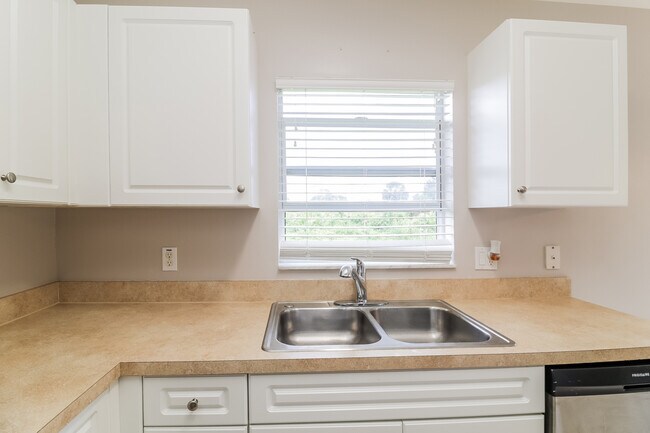 Foto del edificio - 3802 35th St SW