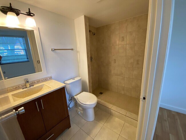 Foto del edificio - 7310 NW 18th St