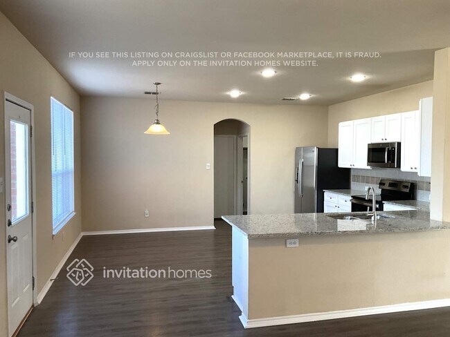 Foto del edificio - 1000 Pebblecreek Dr