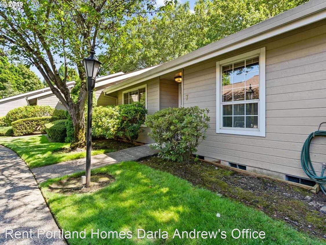Foto principal - 13775 SW Scholls Ferry Rd