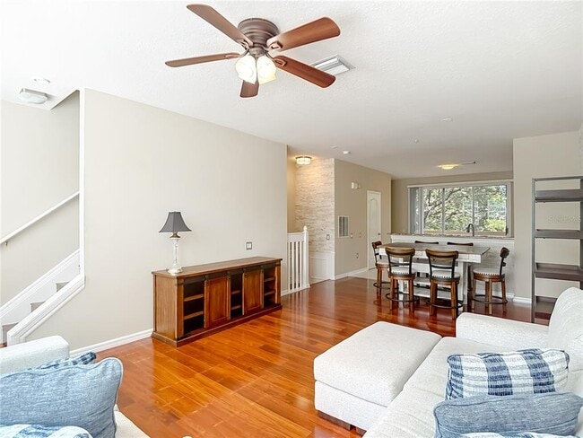 Foto del edificio - 3133 Bayshore Oaks Dr