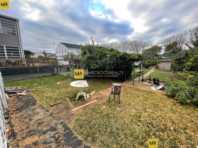 Building Photo - 41 Bowdoin St