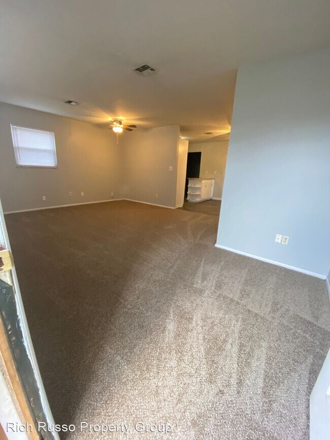 Building Photo - 3 br, 1.5 bath House - 3948 Fulton