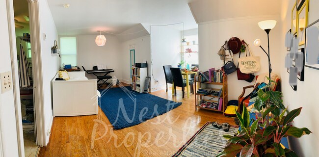 Foto del edificio - 302 South Harden Street