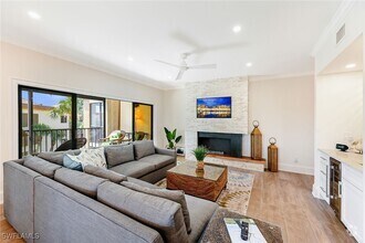 Building Photo - 6770 Pelican Bay Blvd