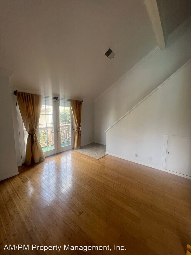 Building Photo - 2 br, 1 bath House - 49 Tangelo #303