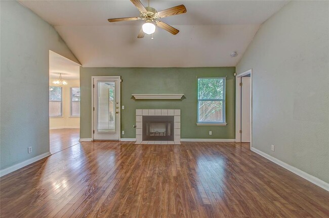 Building Photo - 109 Azalea Dr
