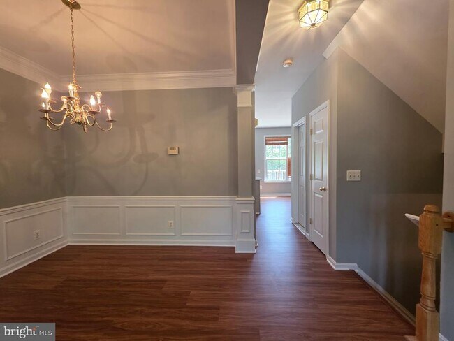 Building Photo - 22486 Maison Carree Square